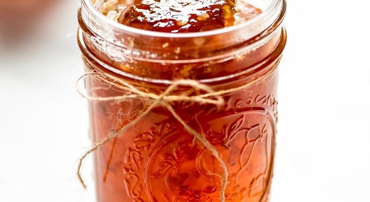 Sweet Hot Jalapeño Jelly Recipe - SBCanning.com - homemade canning recipes